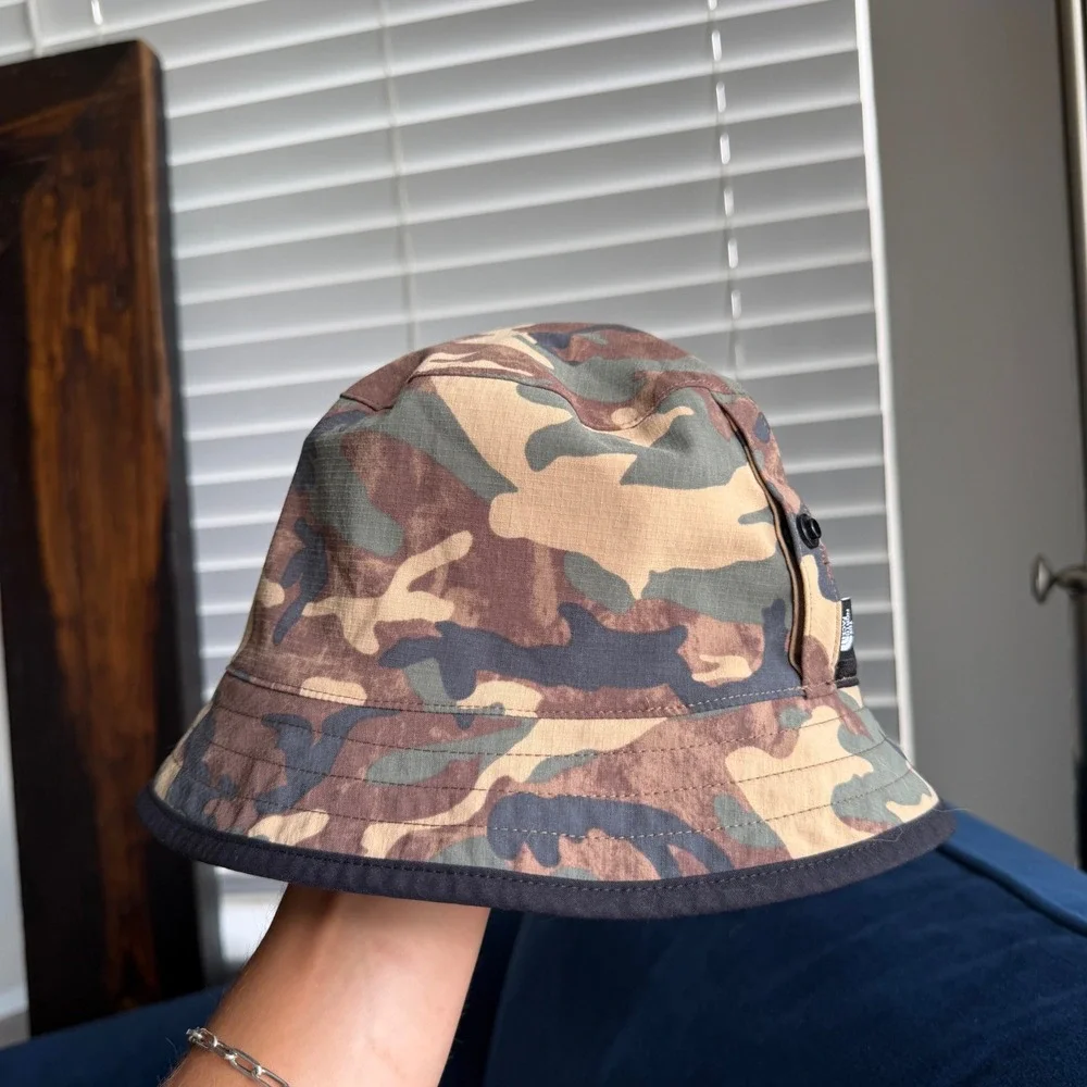 The North Face Bucket Hat L-XL Camo Mesh Side Panel Sun Hat Hiking Outdoors